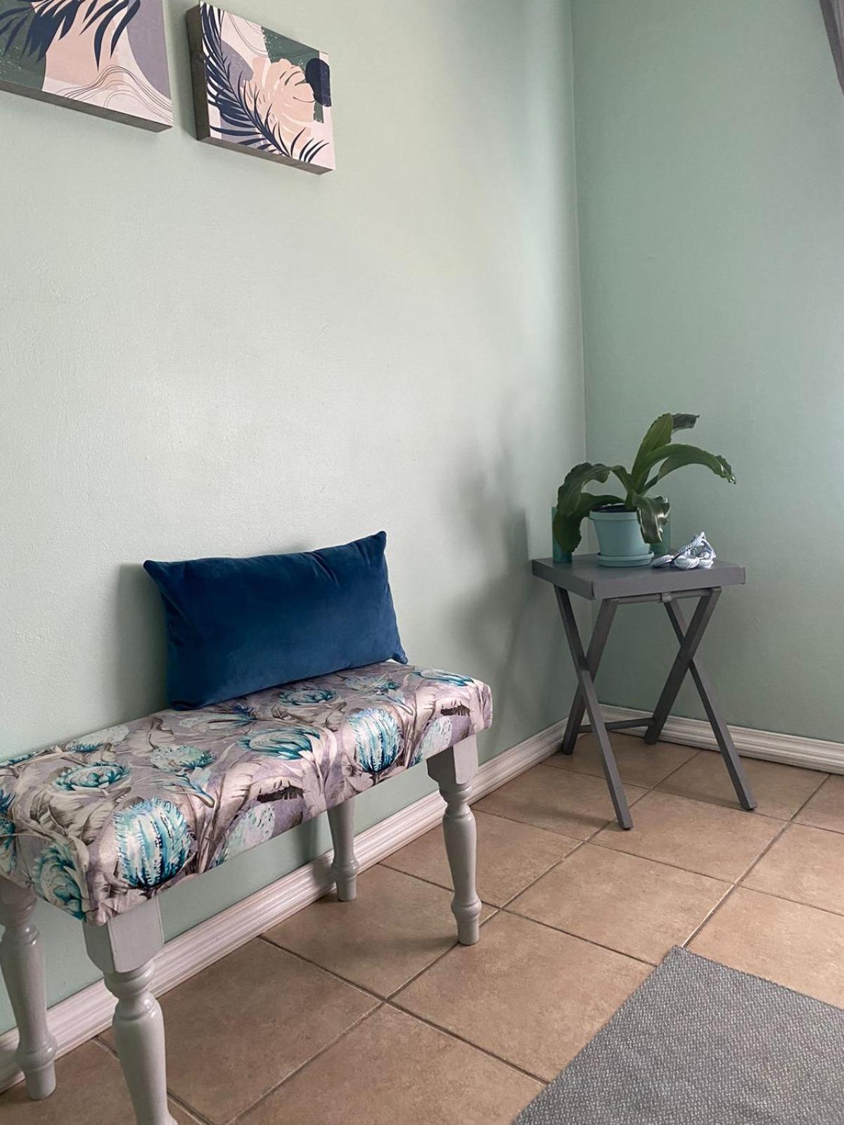 Greenleaf Fully Furnished Separate Entrance * Cape Town