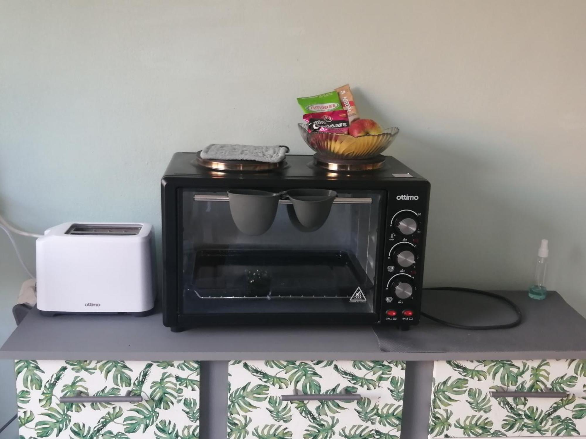 Greenleaf Fully Furnished Separate Entrance