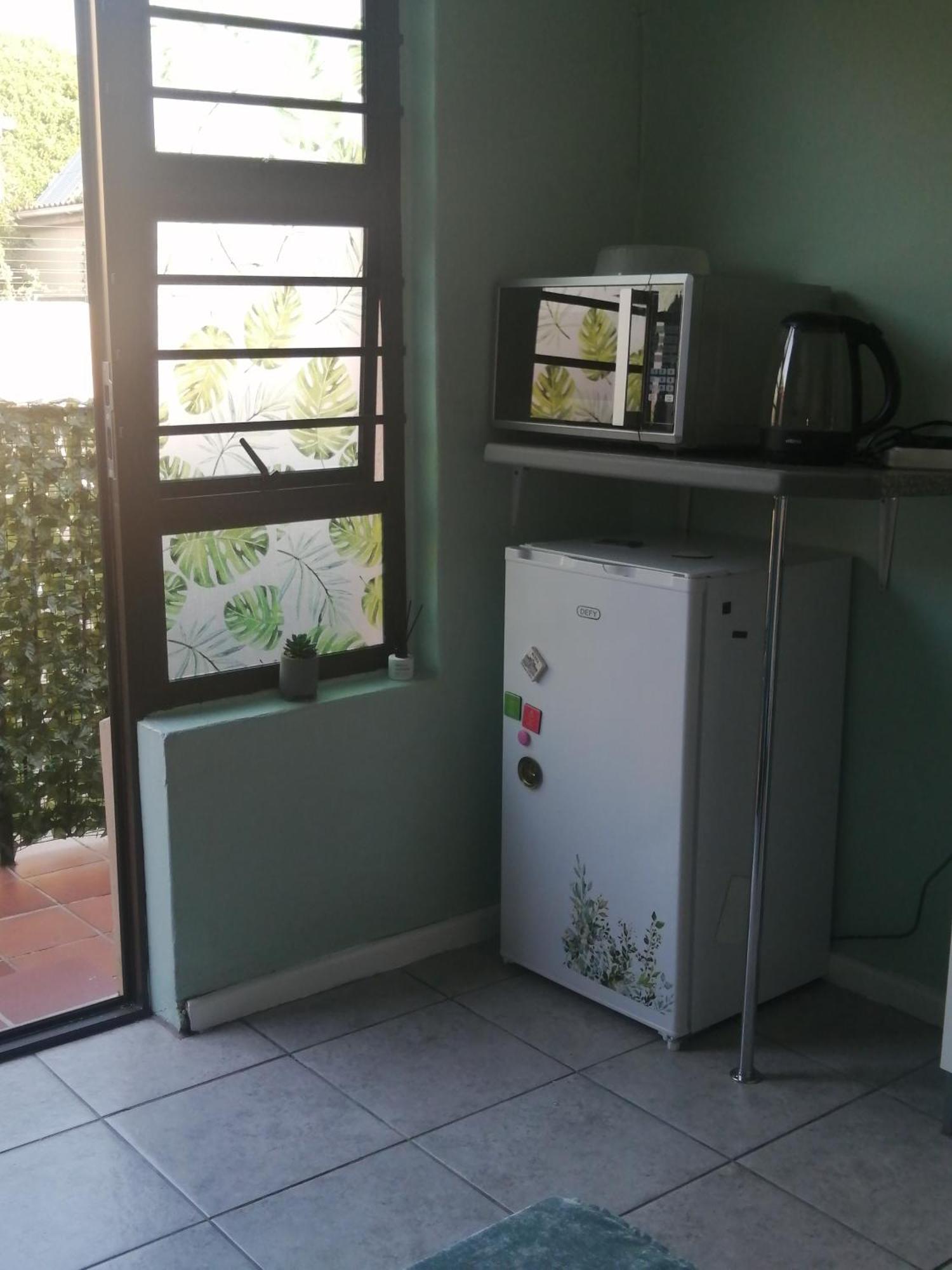 Greenleaf Fully Furnished Separate Entrance Apartment Cape Town